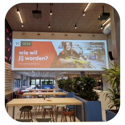 Projectiescherm in het onderwijs